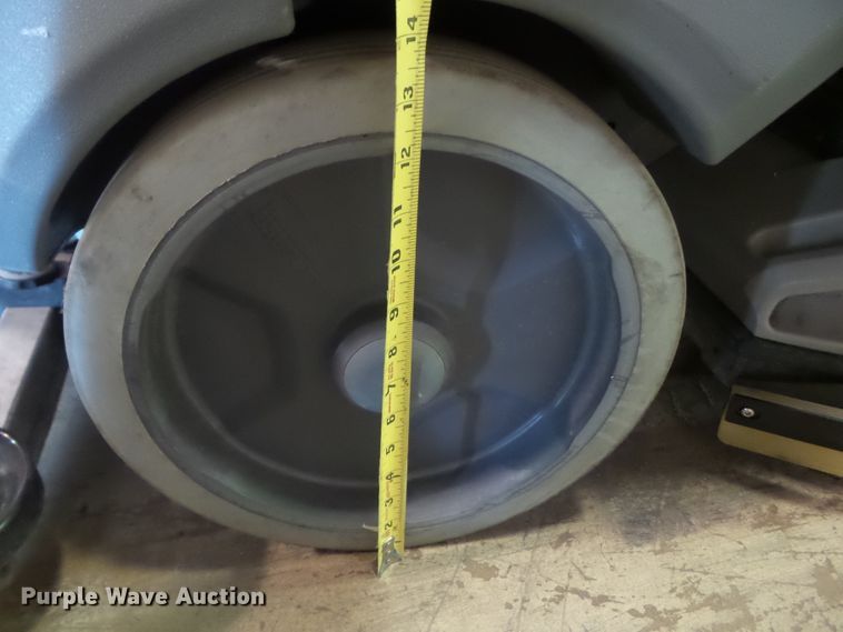 image for item GX9173 Karcher B150R floor scrubber