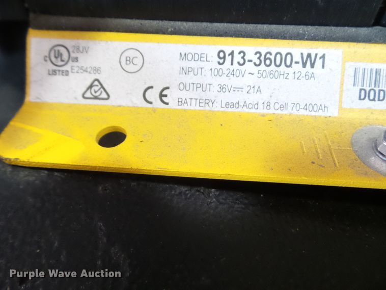 image for item GX9173 Karcher B150R floor scrubber