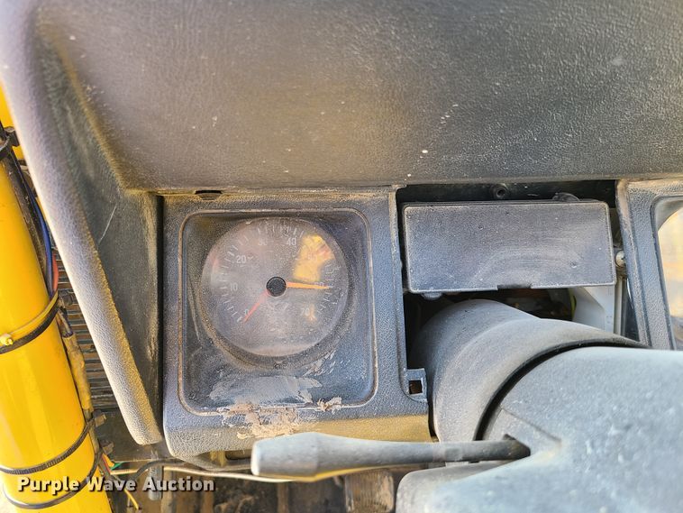 image for item GX9251 1993 Jeep Wrangler  SUV