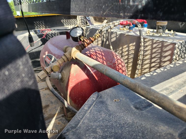 image for item GX9251 1993 Jeep Wrangler  SUV