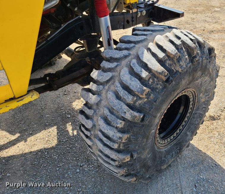 image for item GX9251 1993 Jeep Wrangler  SUV