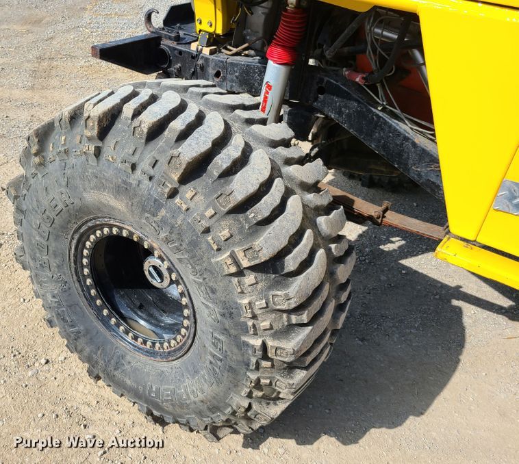 image for item GX9251 1993 Jeep Wrangler  SUV