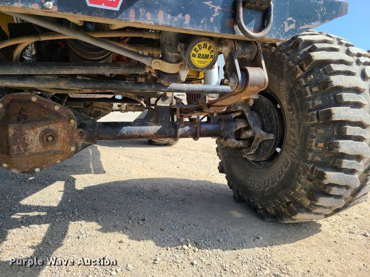 image for item GX9251 1993 Jeep Wrangler  SUV