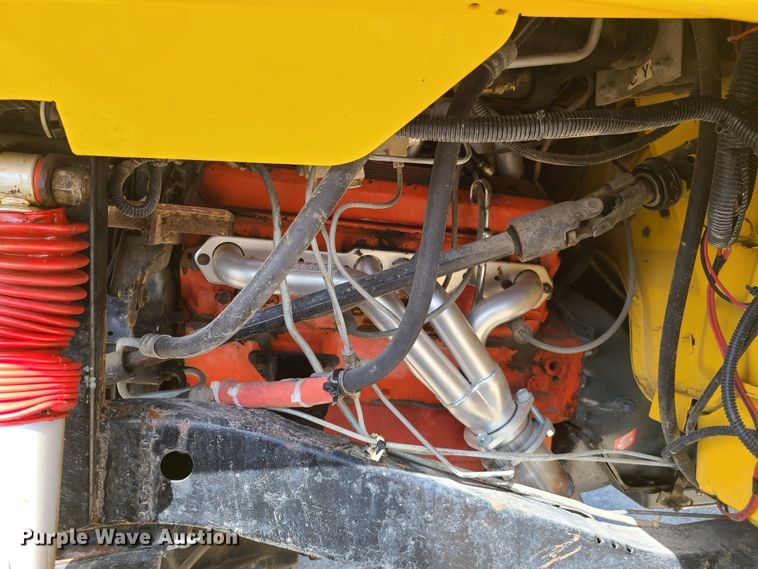 image for item GX9251 1993 Jeep Wrangler  SUV