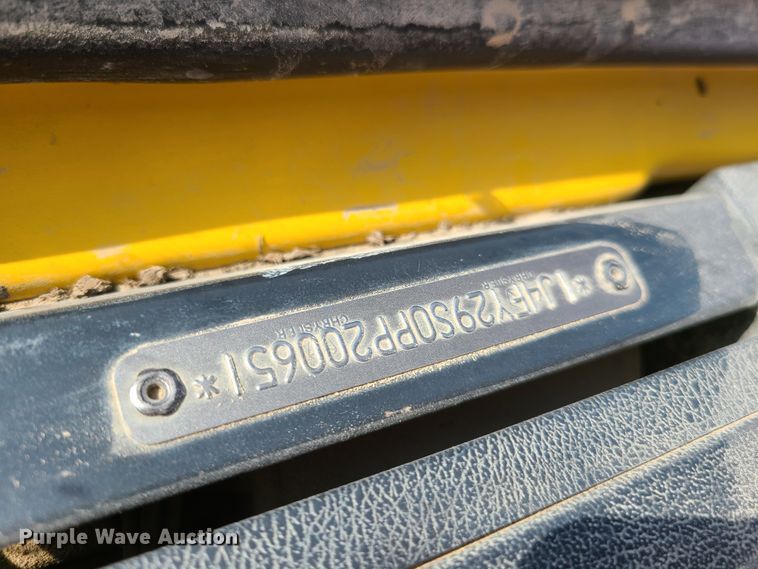 image for item GX9251 1993 Jeep Wrangler  SUV