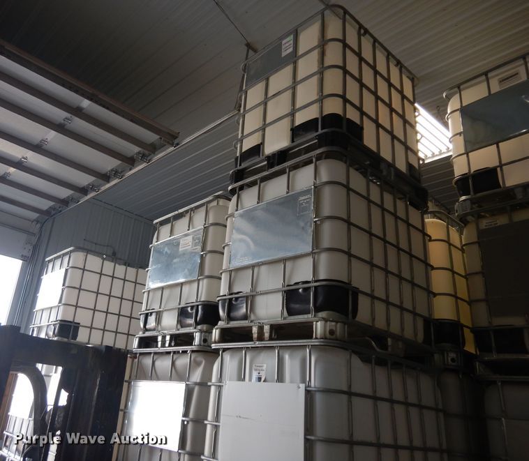 image for item HA9341 Approximately 36 totes