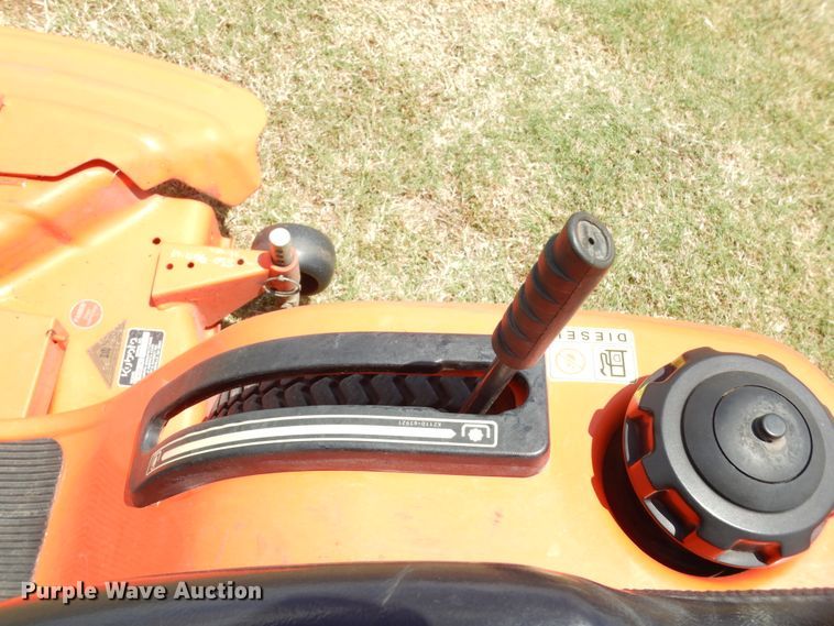 image for item HB9269 Kubota G2160 lawn mower