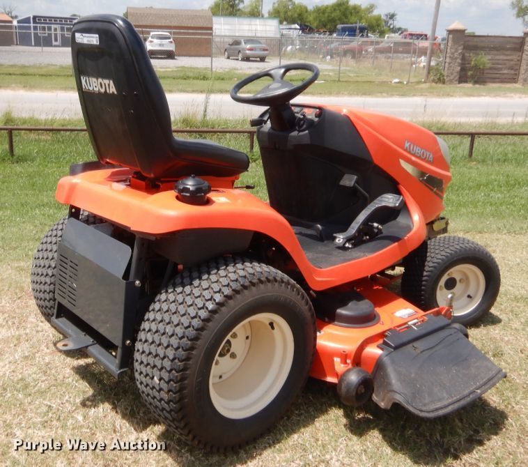 image for item HB9270 Kubota GR2110 lawn mower