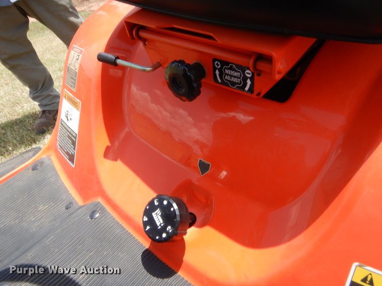 image for item HB9270 Kubota GR2110 lawn mower