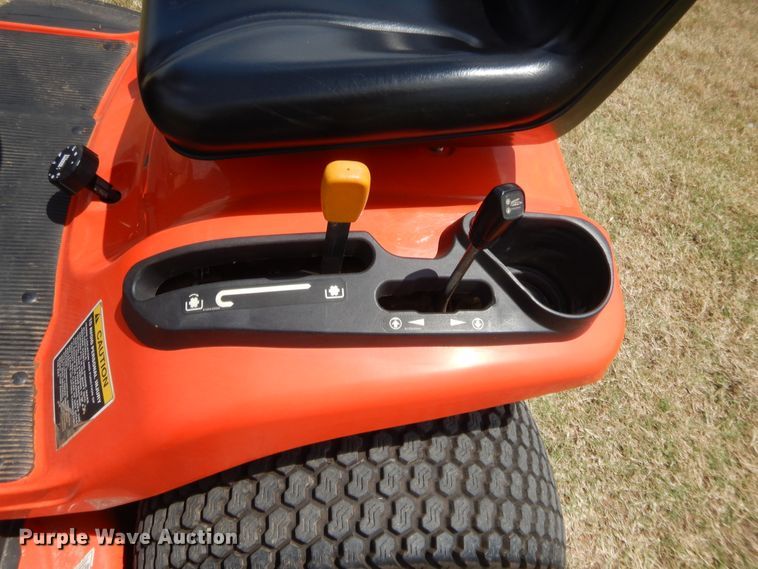 image for item HB9270 Kubota GR2110 lawn mower
