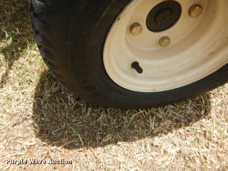 image for item HB9270 Kubota GR2110 lawn mower