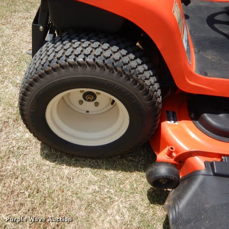 image for item HB9270 Kubota GR2110 lawn mower