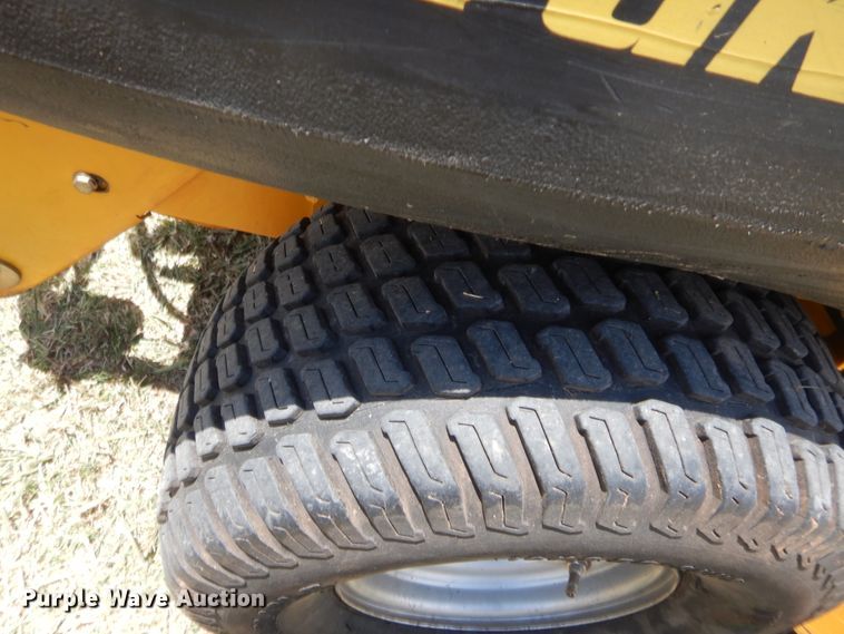 image for item HB9272 Hustler FasTrak Z ZTR lawn mower