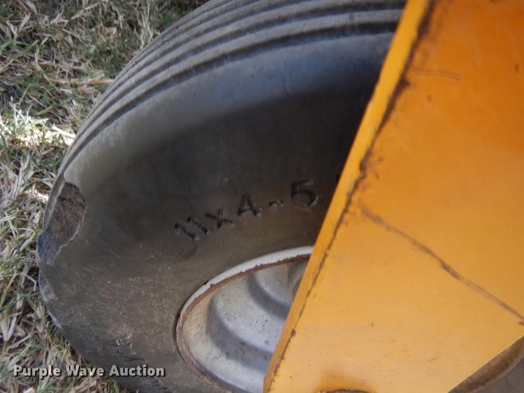 image for item HB9273 Hustler FasTrak ZTR lawn mower