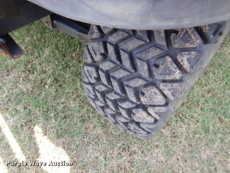 image for item HB9274 2012 Kubota RTV1140CPX  utility vehicle