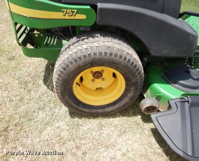 image for item HB9275 John Deere ZTrak 757 ZTR lawn mower