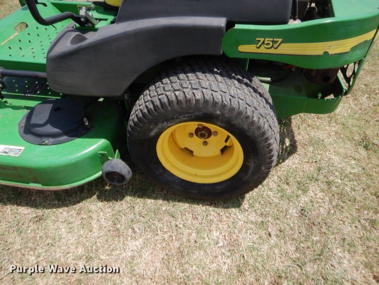image for item HB9275 John Deere ZTrak 757 ZTR lawn mower
