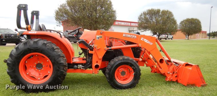 image for item HB9326 Kubota MX5200  tractor
