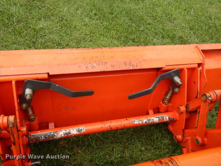 image for item HB9326 Kubota MX5200  tractor