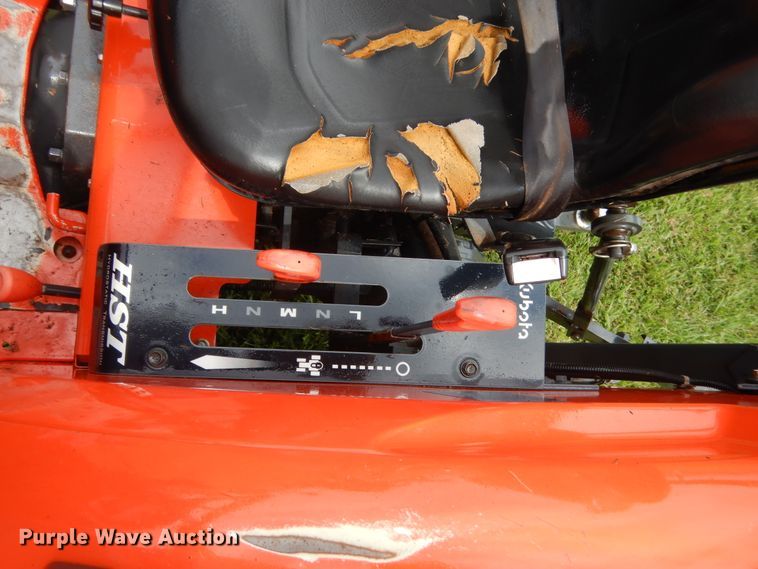 image for item HB9326 Kubota MX5200  tractor