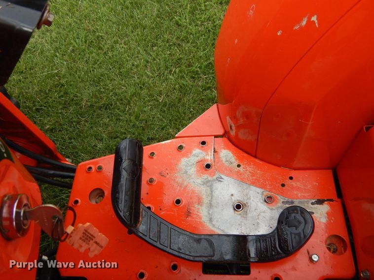 image for item HB9326 Kubota MX5200  tractor