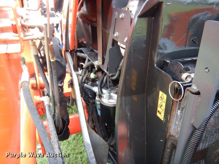 image for item HB9326 Kubota MX5200  tractor