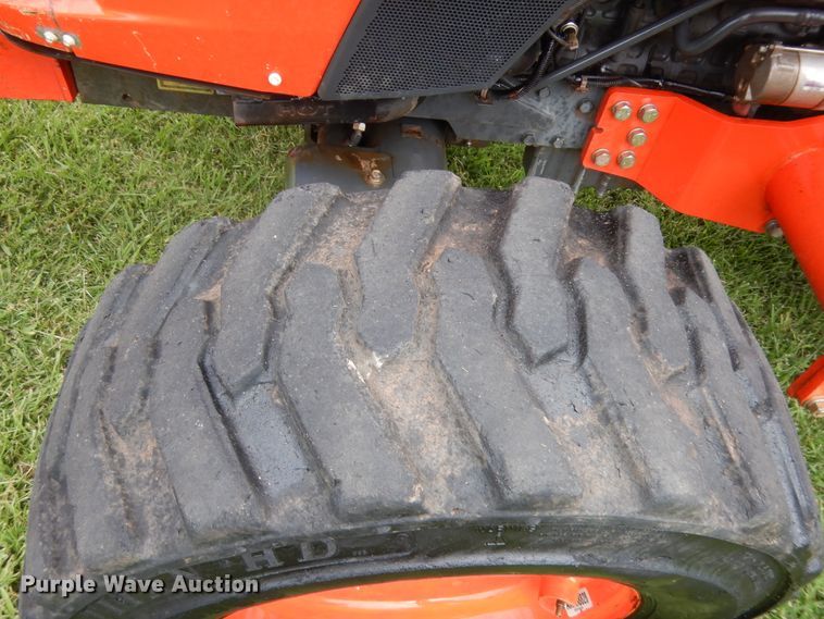 image for item HB9326 Kubota MX5200  tractor