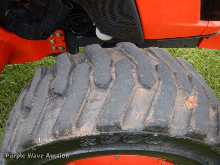 image for item HB9326 Kubota MX5200  tractor