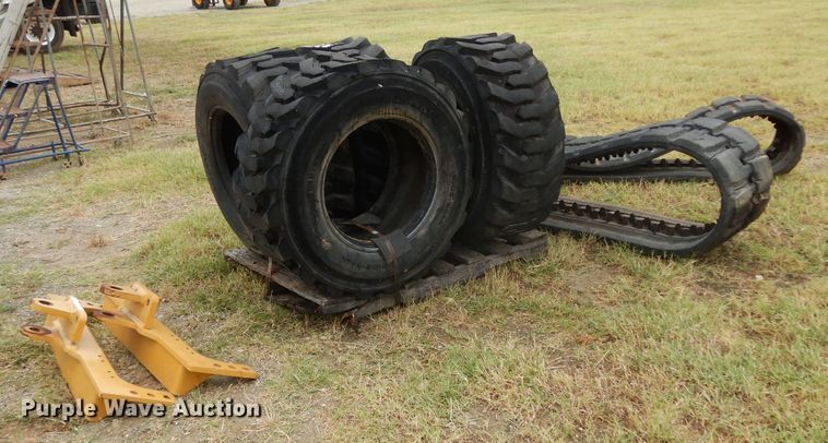 image for item HC9659 Tires and tracks