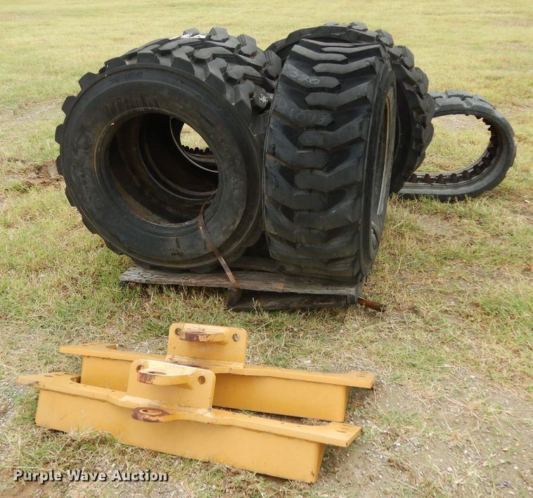 image for item HC9659 Tires and tracks