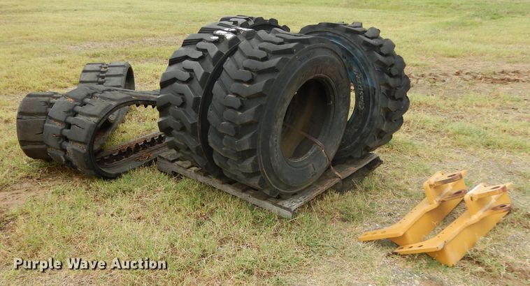 image for item HC9659 Tires and tracks