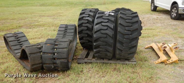 image for item HC9659 Tires and tracks