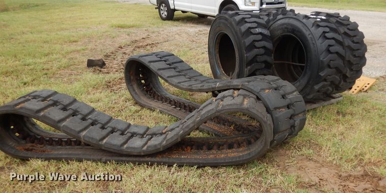 image for item HC9659 Tires and tracks