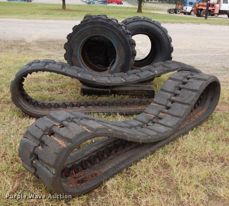 image for item HC9659 Tires and tracks