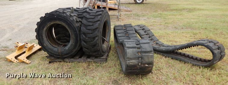 image for item HC9659 Tires and tracks