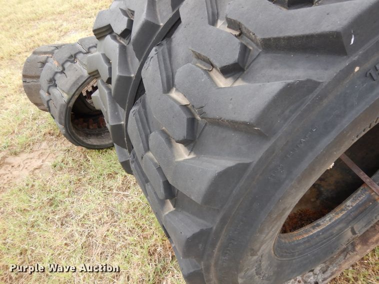 image for item HC9659 Tires and tracks