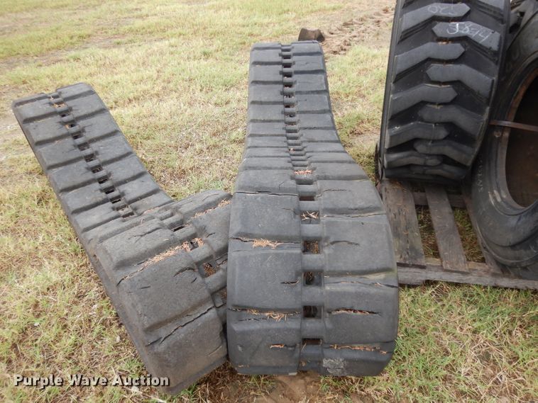 image for item HC9659 Tires and tracks