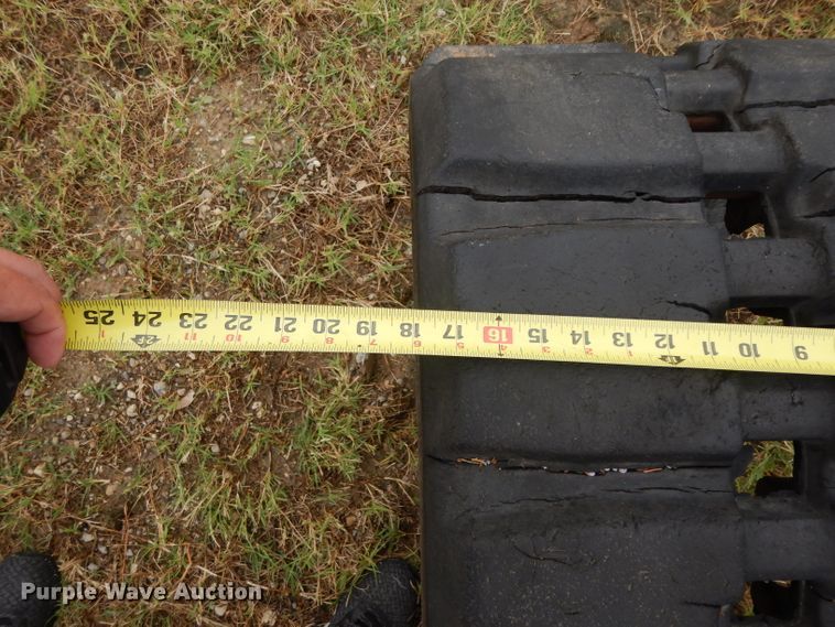 image for item HC9659 Tires and tracks