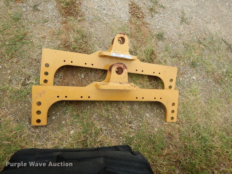 image for item HC9659 Tires and tracks