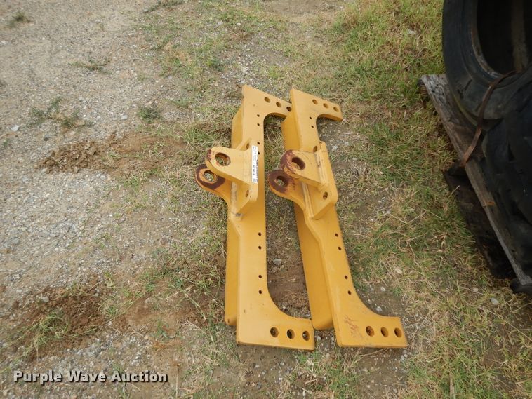 image for item HC9659 Tires and tracks