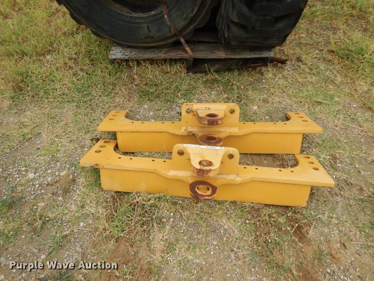 image for item HC9659 Tires and tracks