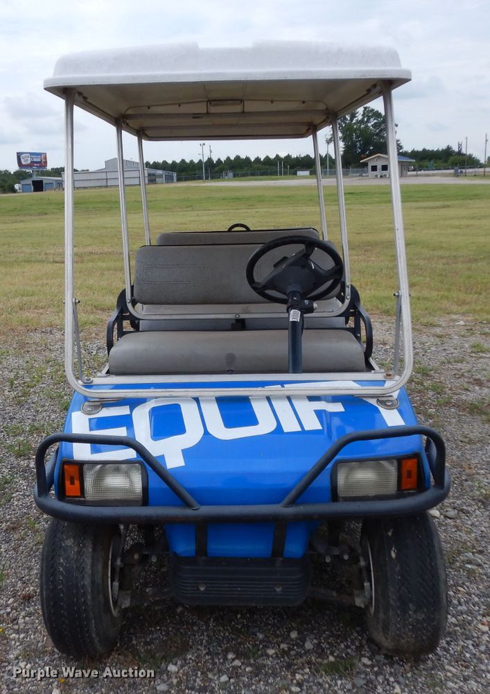 image for item HC9667 2010 Club Car Transporter 6 golf cart