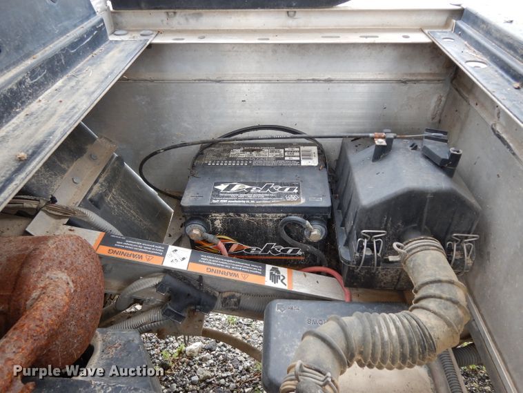 image for item HC9667 2010 Club Car Transporter 6 golf cart