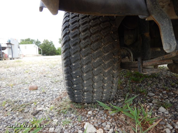 image for item HC9667 2010 Club Car Transporter 6 golf cart