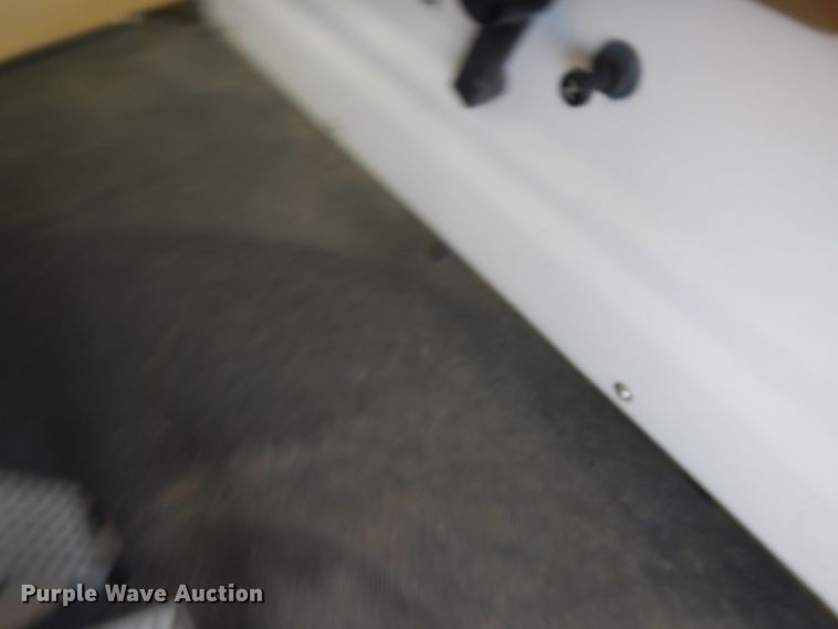 image for item HC9680 2010 Yamaha golf cart