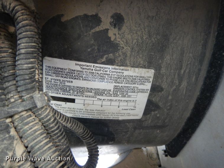 image for item HC9680 2010 Yamaha golf cart