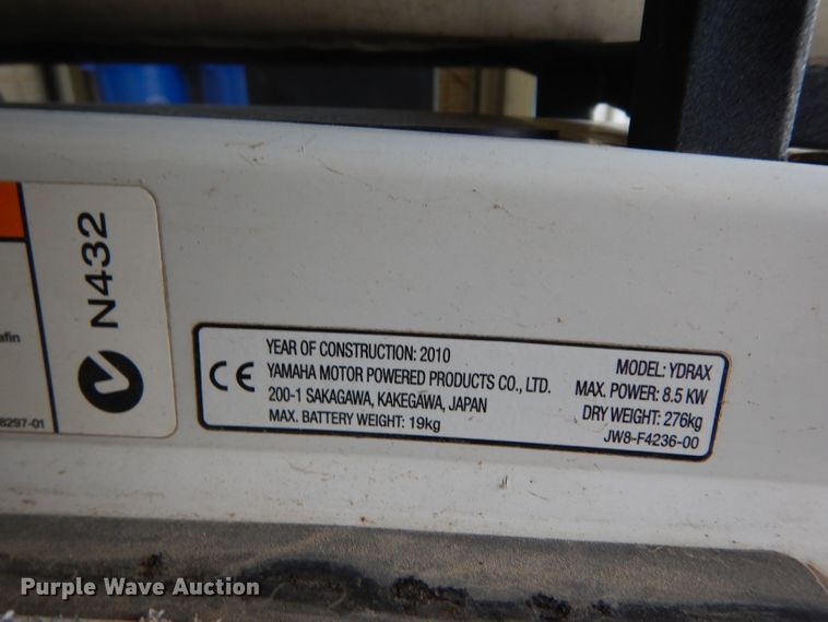 image for item HC9680 2010 Yamaha golf cart