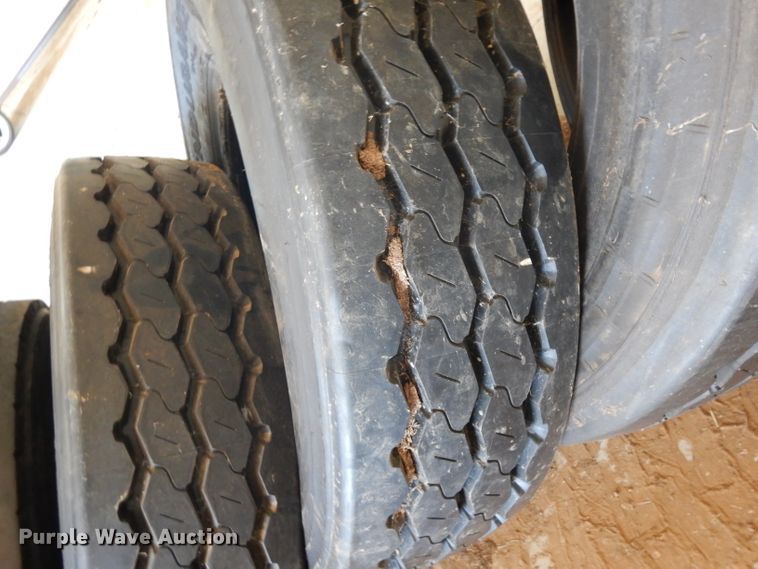 image for item HC9733 (17) 315/80R22.5 tires