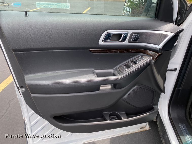 image for item HG9123 2014 Ford Explorer Limited  SUV