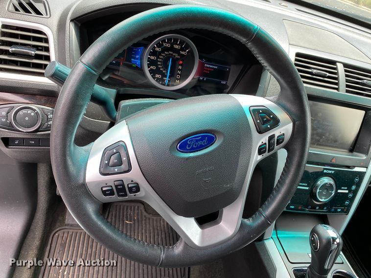 image for item HG9123 2014 Ford Explorer Limited  SUV